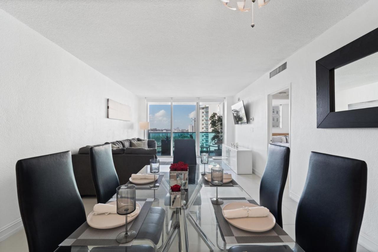 Luxury Beachfront Condo Private Beach Access, Pool & Game Room!!! Голлівуд Екстер'єр фото