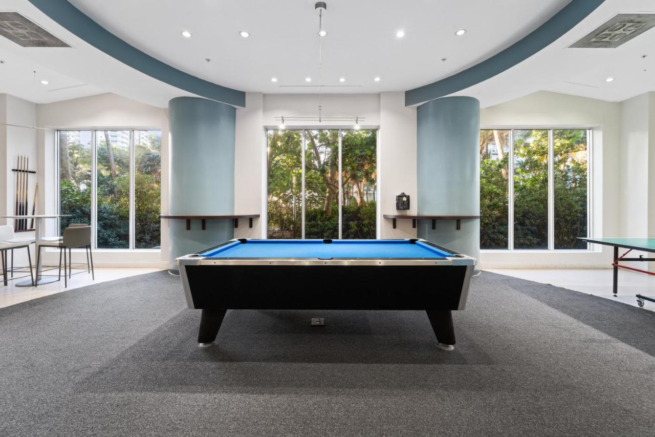 Luxury Beachfront Condo Private Beach Access, Pool & Game Room!!! Голлівуд Екстер'єр фото